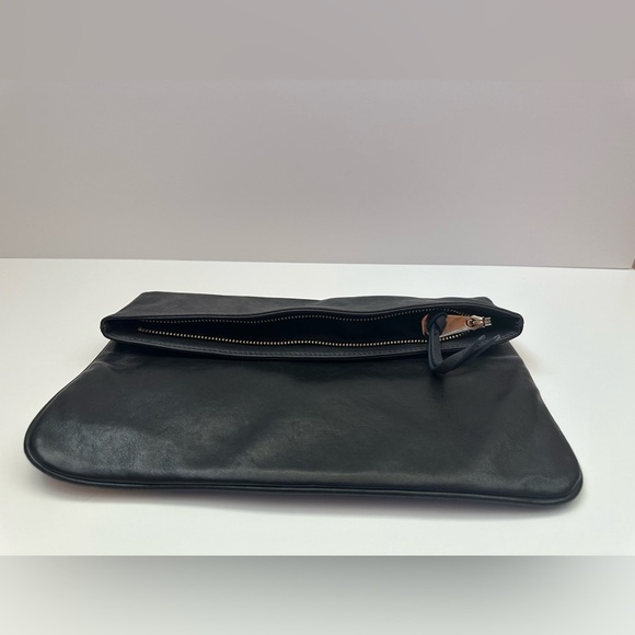 New Joelle Hawkens Two-toned Leather Clutch - Picture 8 of 8